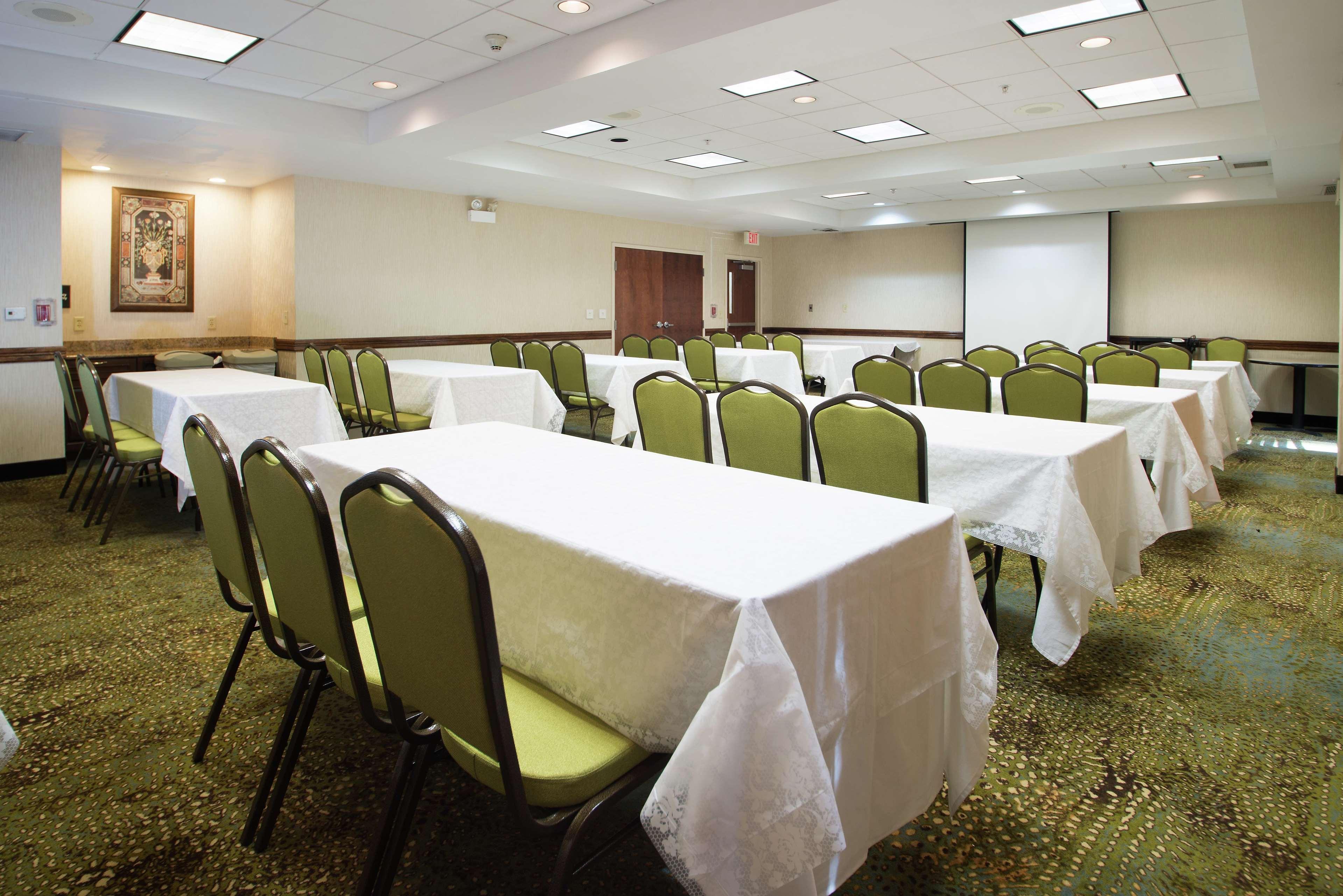 Hampton Inn Linden Zewnętrze zdjęcie
