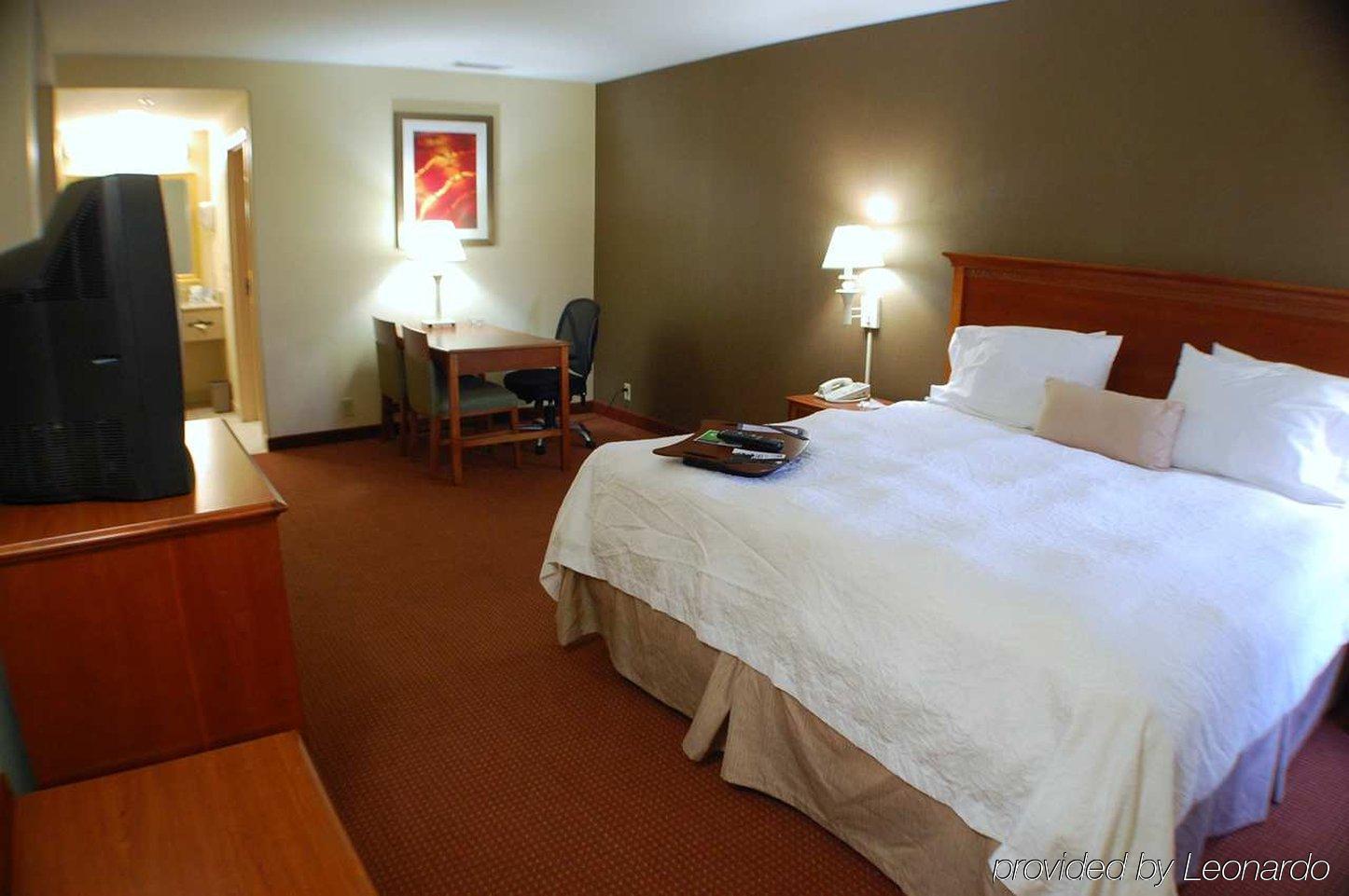 Hampton Inn Linden Pokój zdjęcie