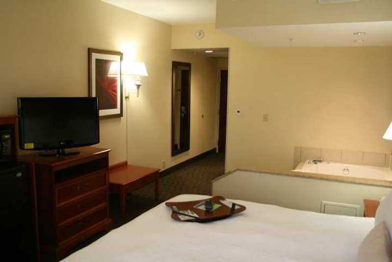 Hampton Inn Linden Pokój zdjęcie